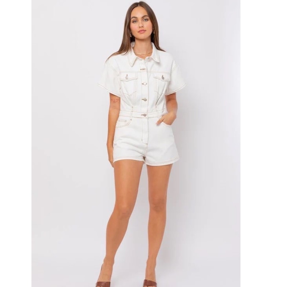 Zara Denim Romper Women XS White Short Sleeve Contrast Stitch 8197/063